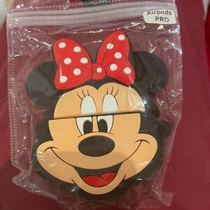 Apple AirPods Pro Minnie Mouse Case - Red and Black